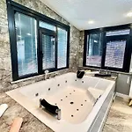 Aparthotel Stone 3*