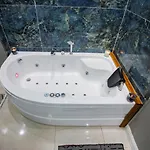 Stone Aparthotel