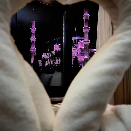 Stone Apartahotel 3*