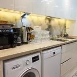 Stone Apartahotel 3*