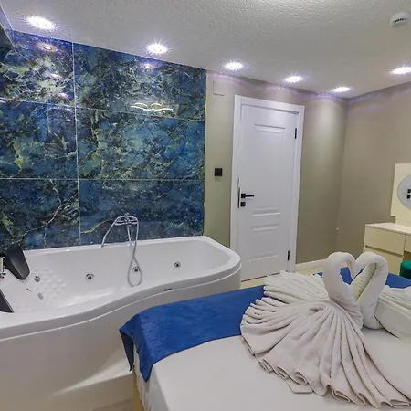Stone Aparthotel